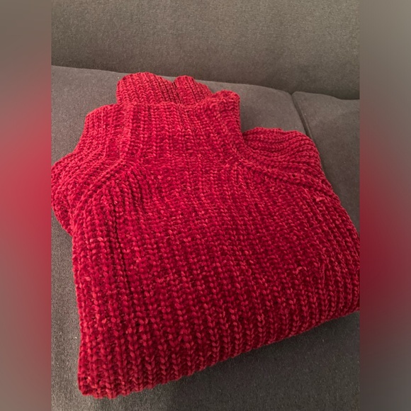 Design Lab Red Turtleneck Sweater - Picture 4 of 4